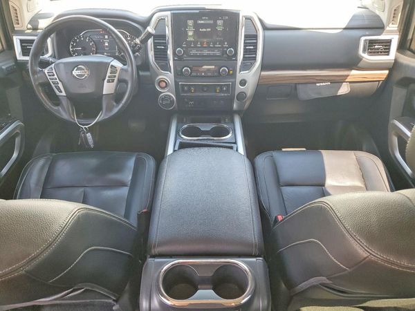 2020 NISSAN TITAN