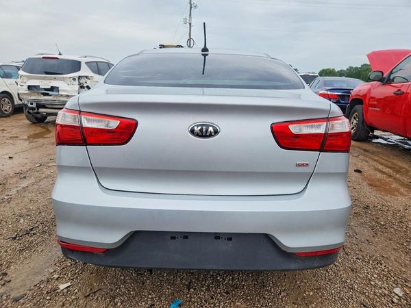 2016 KIA RIO