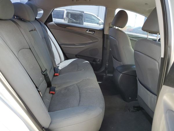 2013 HYUNDAI SONATA GLS/ GLS Popular
