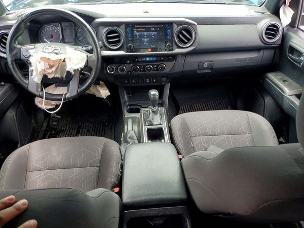 2016 TOYOTA TACOMA