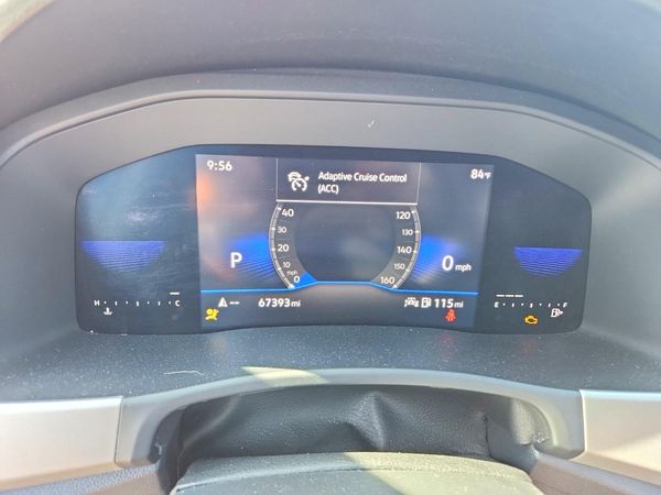 2022 VOLKSWAGEN ATLAS CROSS SPORT SE w/ Tech