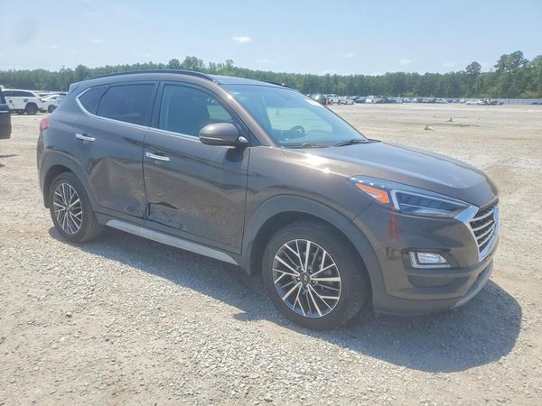 2020 HYUNDAI TUCSON