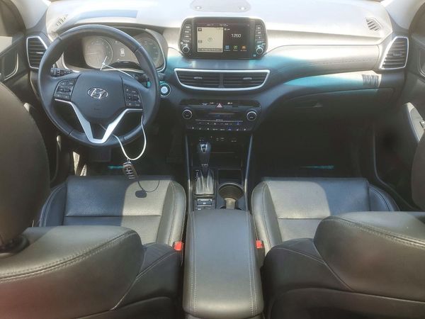 2020 HYUNDAI TUCSON