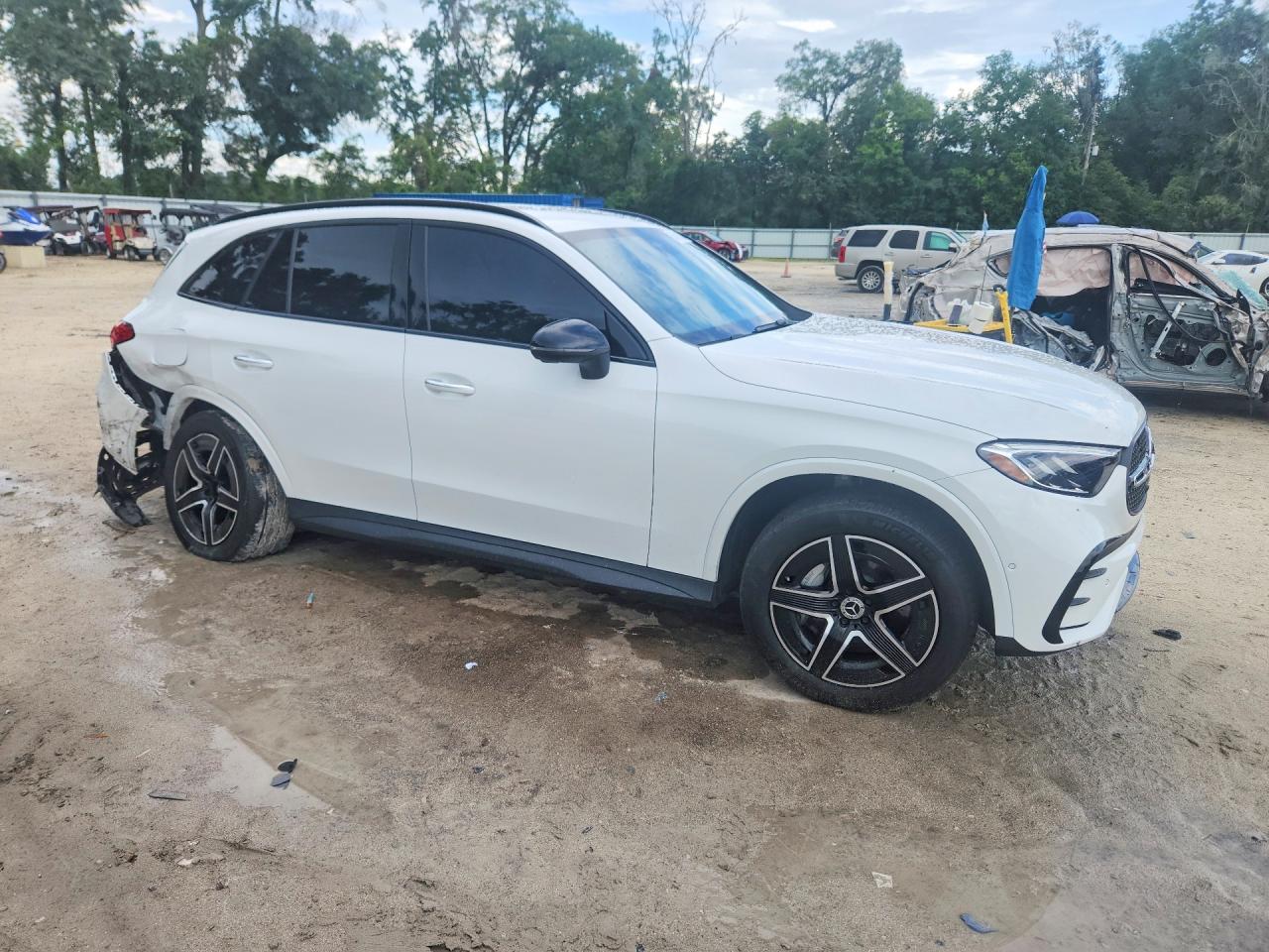 2024 MERCEDES-BENZ GLC GLC300