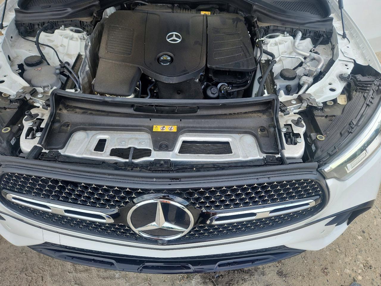 2024 MERCEDES-BENZ GLC GLC300