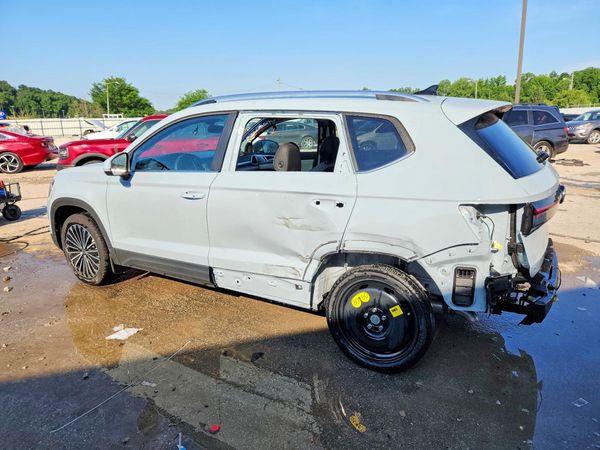 2025 VOLKSWAGEN TAOS SE