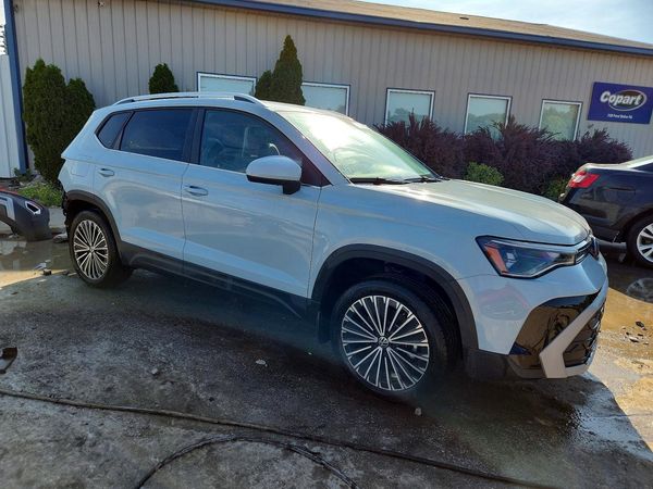 2025 VOLKSWAGEN TAOS SE