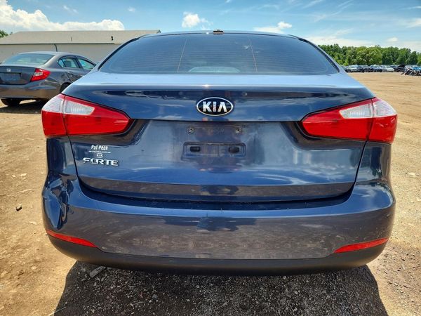 2015 KIA FORTE