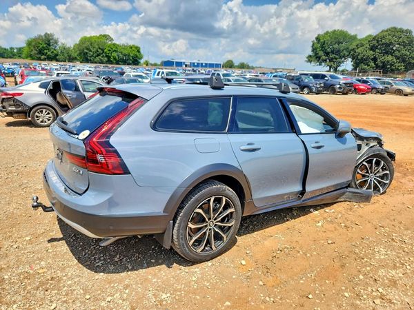 2022 VOLVO V90 Inscription — PSRA