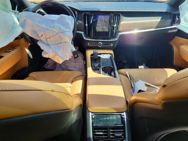 2022 VOLVO V90 Inscription — CKPT