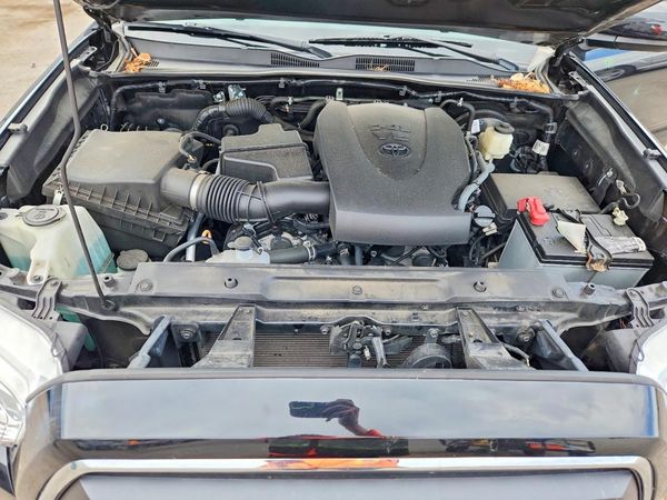 2021 TOYOTA TACOMA SR5