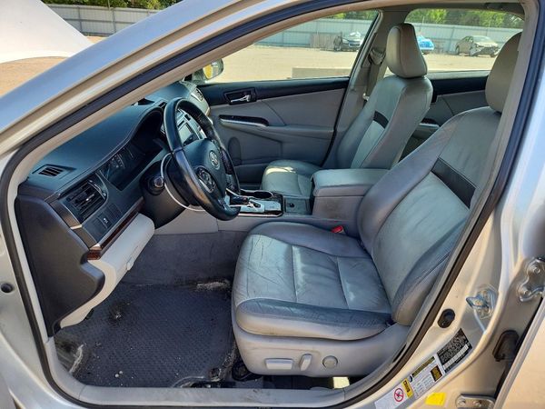 2012 TOYOTA CAMRY