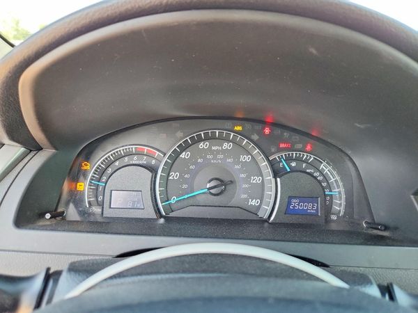 2012 TOYOTA CAMRY