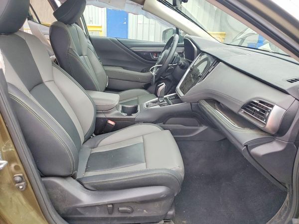 2024 SUBARU OUTBACK Onyx Edition — DENT