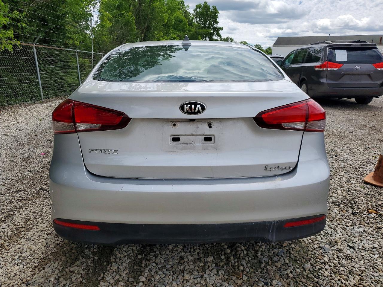 2018 KIA FORTE LX Pop,S,EX