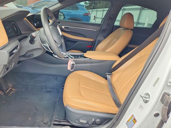 2021 HYUNDAI SONATA