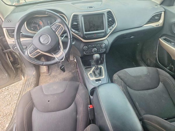 2017 JEEP CHEROKEE LATITUDE FWD