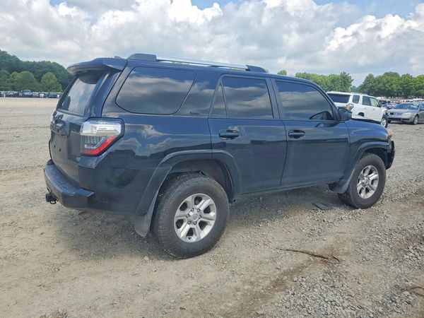 2022 TOYOTA 4RUNNER