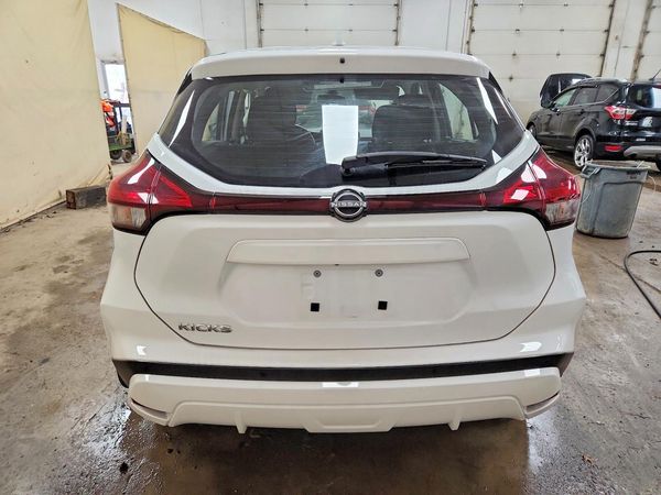 2024 NISSAN KICKS