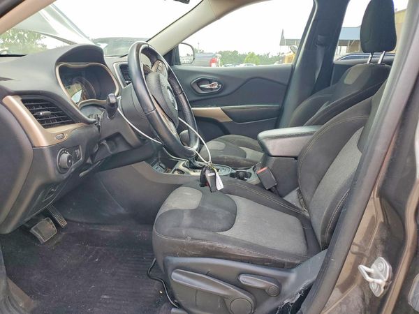 2018 JEEP CHEROKEE LATITUDE FWD