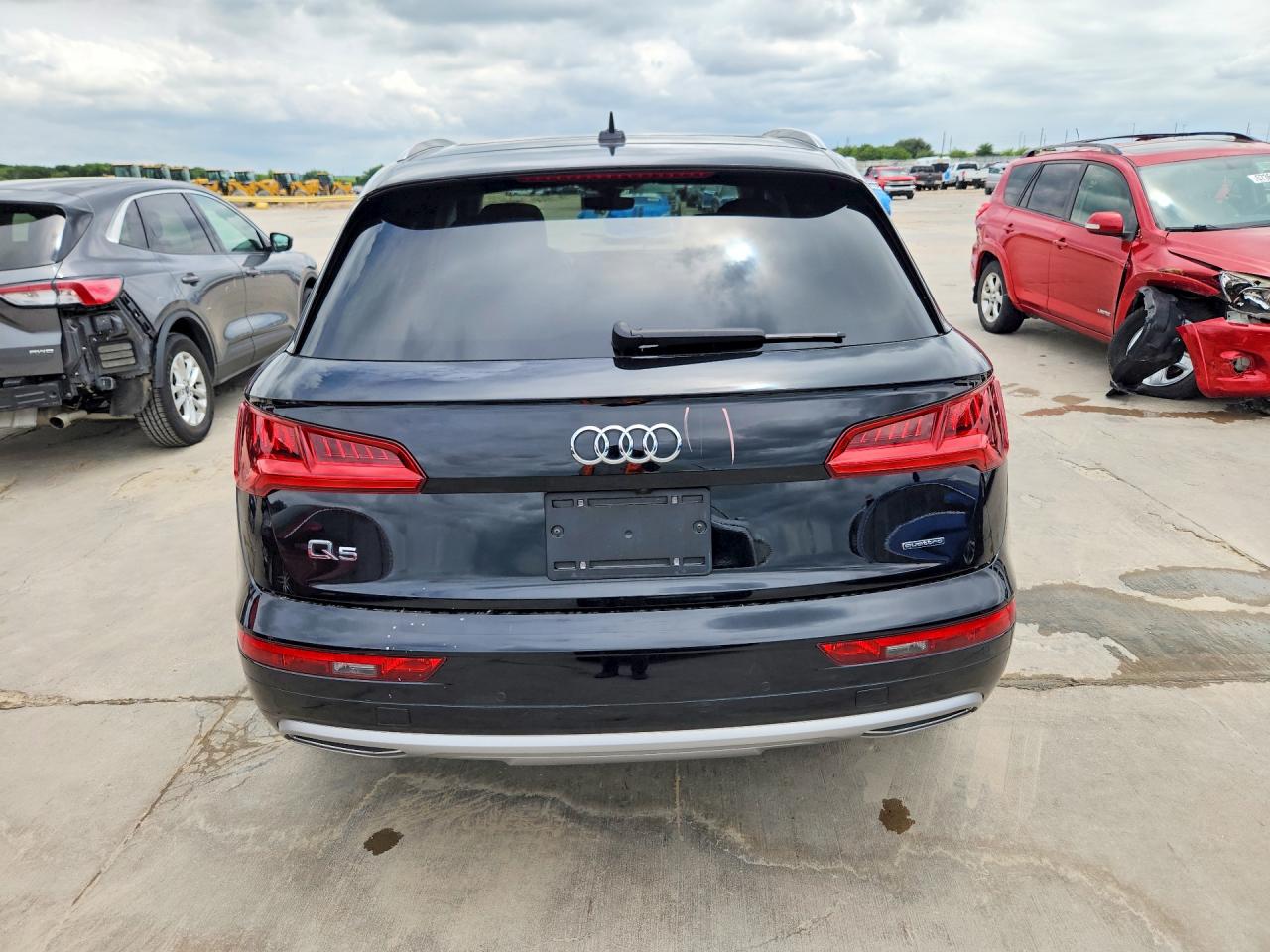 2020 AUDI Q5 quattro Premium