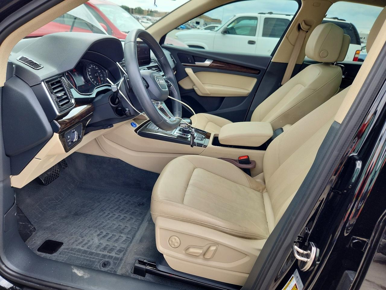 2020 AUDI Q5 quattro Premium