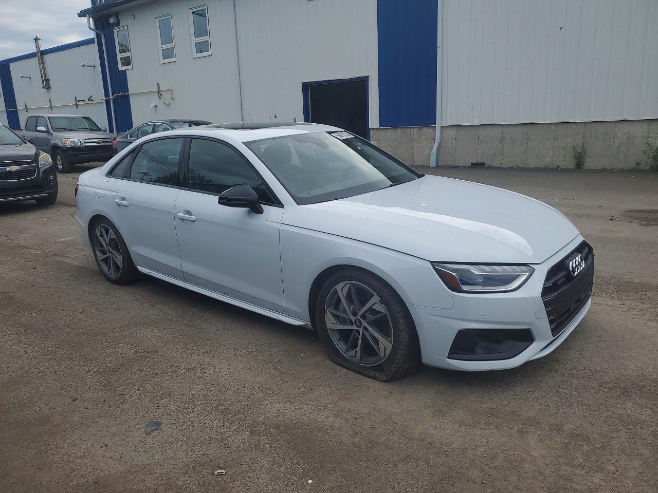 2024 AUDI A4 quattro Premium