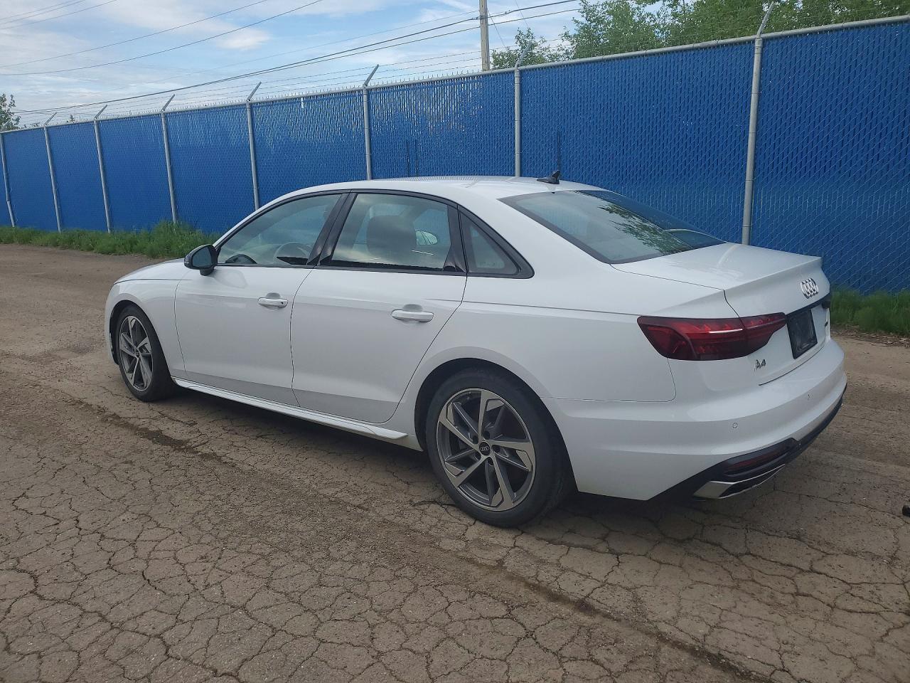2024 AUDI A4 quattro Premium