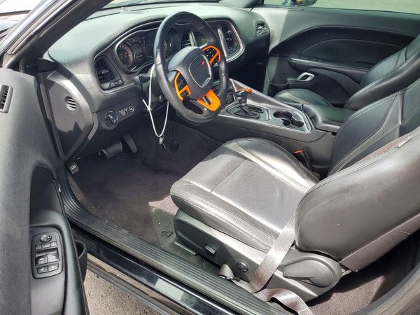 2017 DODGE CHALLENGER SXT