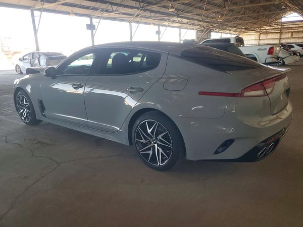 2023 KIA STINGER