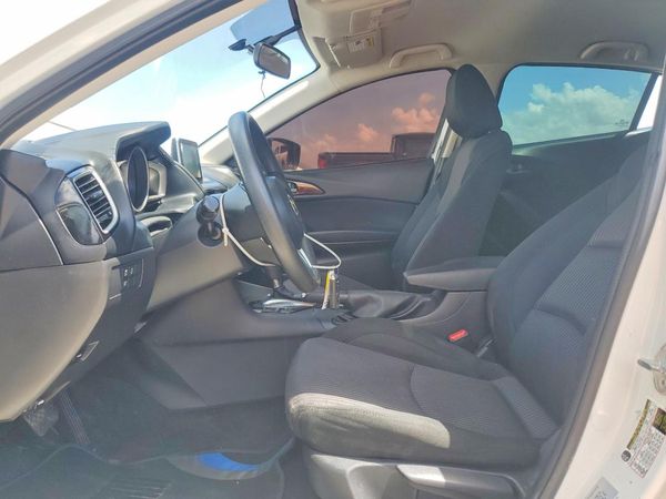 2016 MAZDA 3 Sport/GX