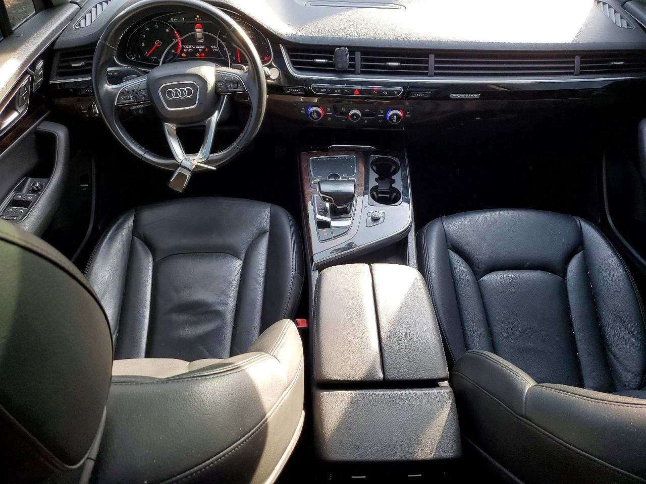2017 AUDI Q7 quattro Premium