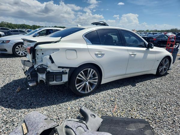 2019 INFINITI Q50