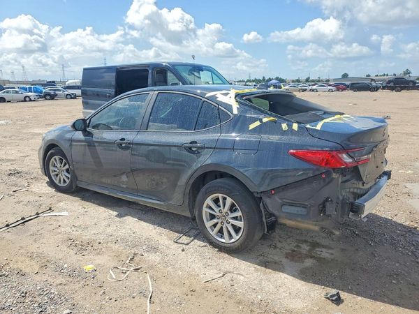 2026 TOYOTA CAMRY