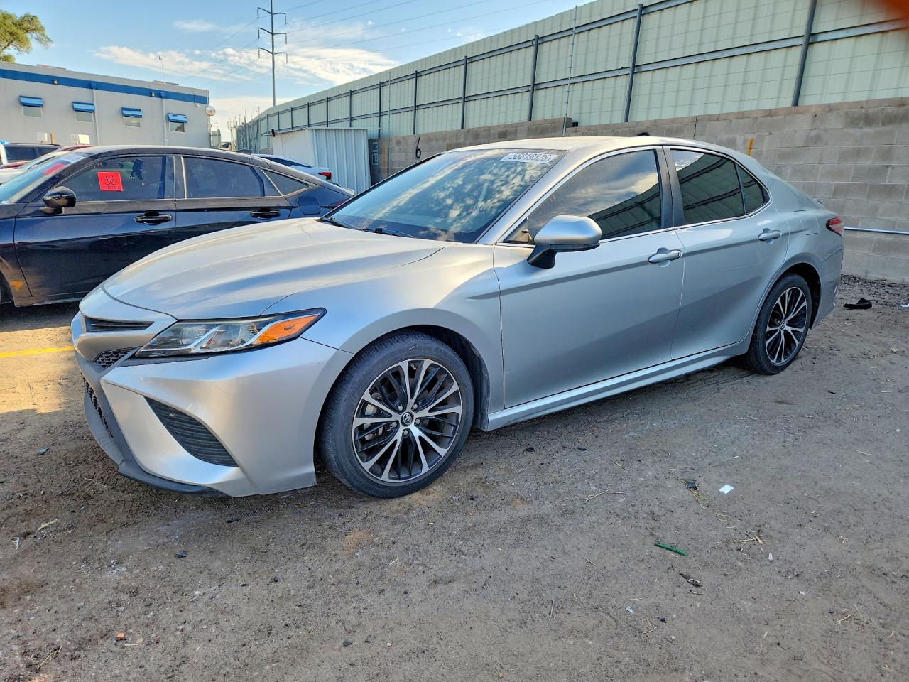 2018 TOYOTA CAMRY