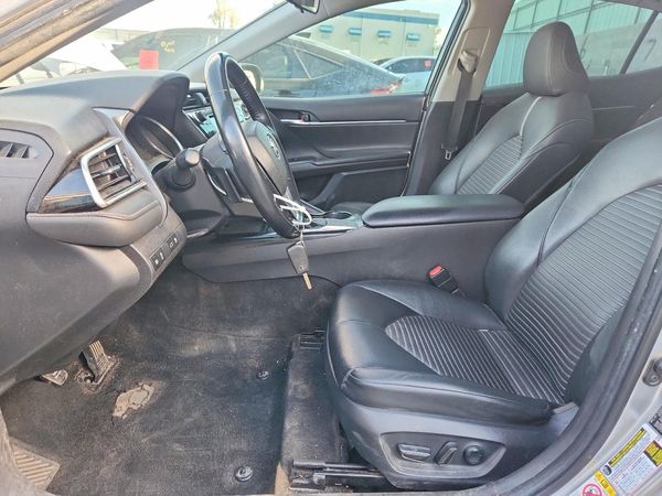 2018 TOYOTA CAMRY