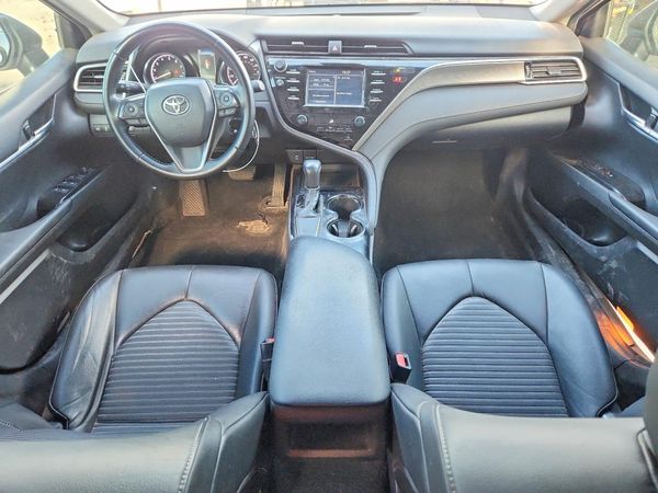 2018 TOYOTA CAMRY