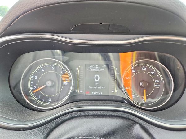 2020 JEEP CHEROKEE LATITUDE PLUS 4X4