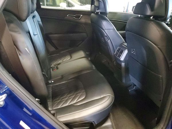 2024 KIA SPORTAGE X-LINE