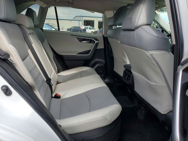 2024 TOYOTA RAV4 Limited
