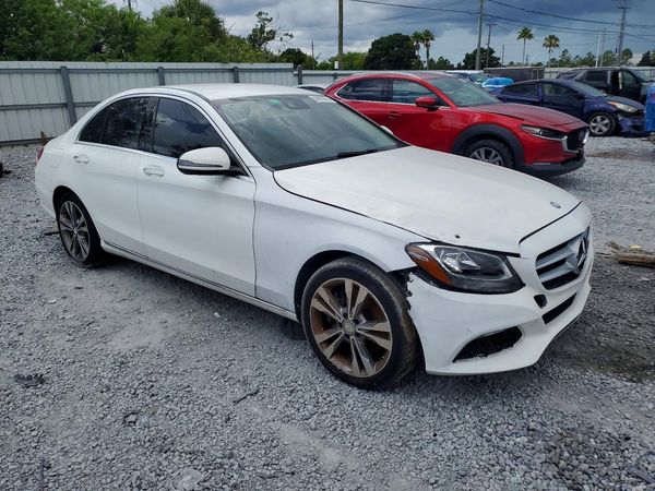 2016 MERCEDES-BENZ C C300-4M