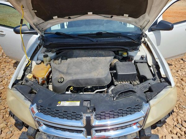 2013 DODGE AVENGER SE