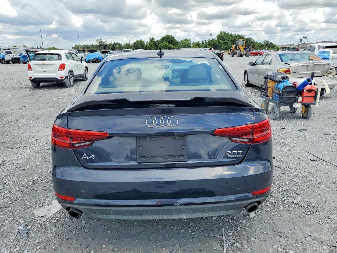 2017 AUDI A4 quattro Premium