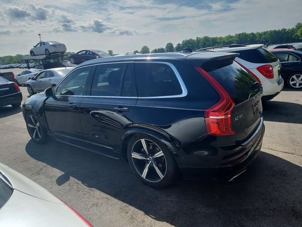 2017 VOLVO XC90 R-Design