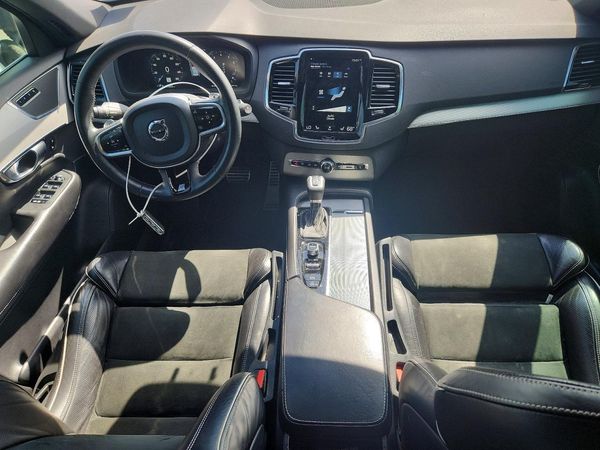 2017 VOLVO XC90 R-Design