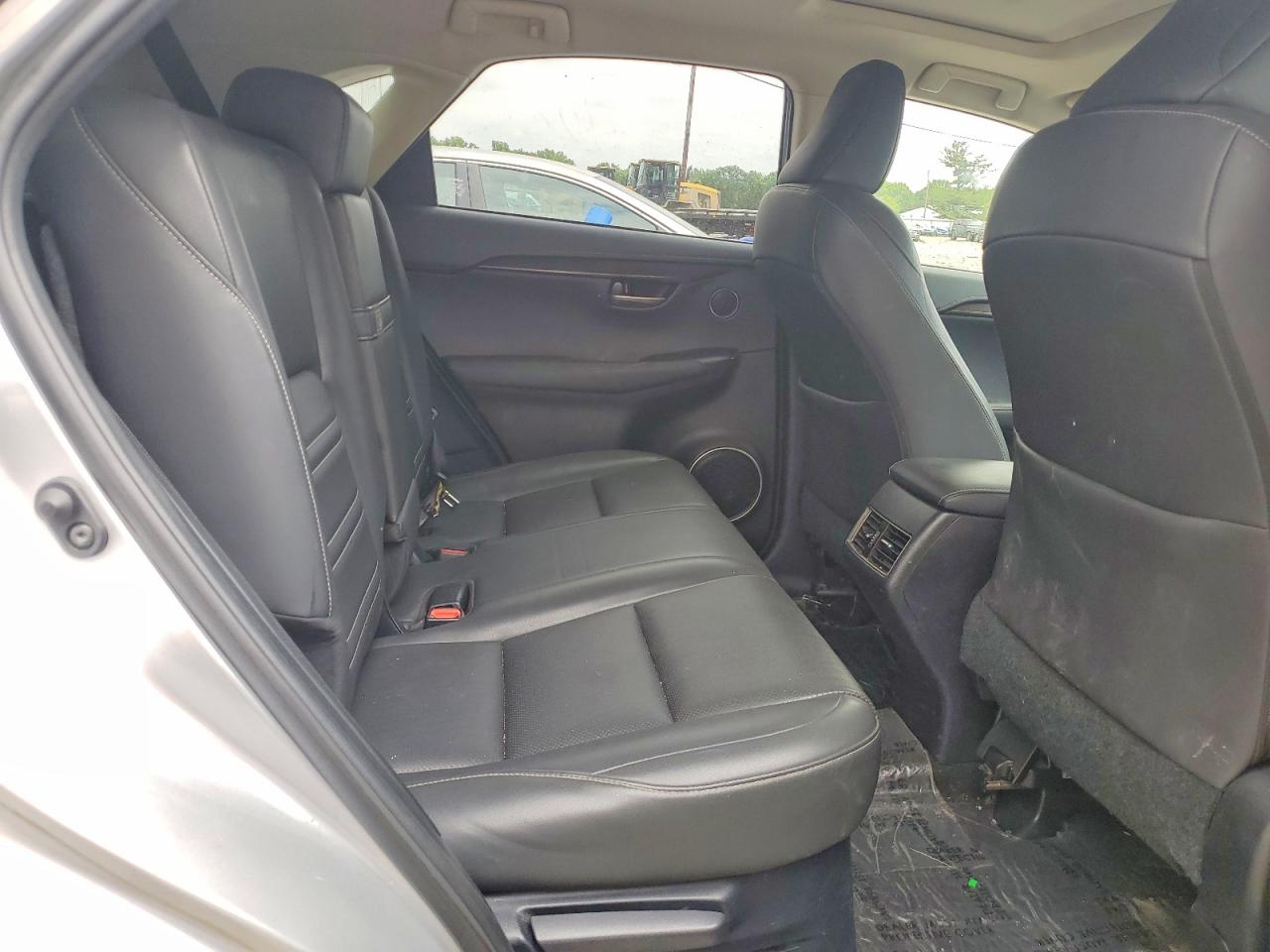 2015 LEXUS NX 200t Luxury