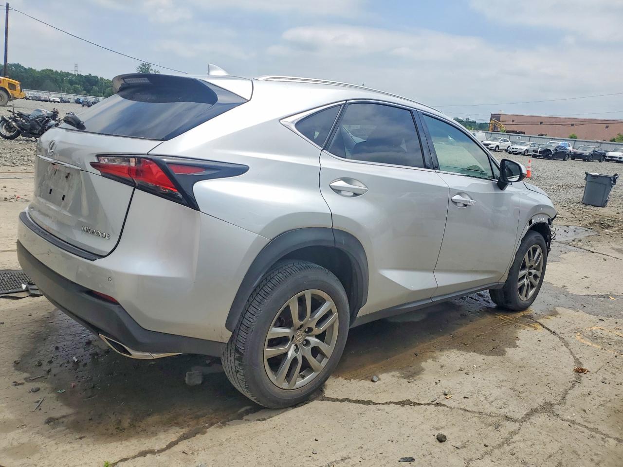2015 LEXUS NX 200t Luxury