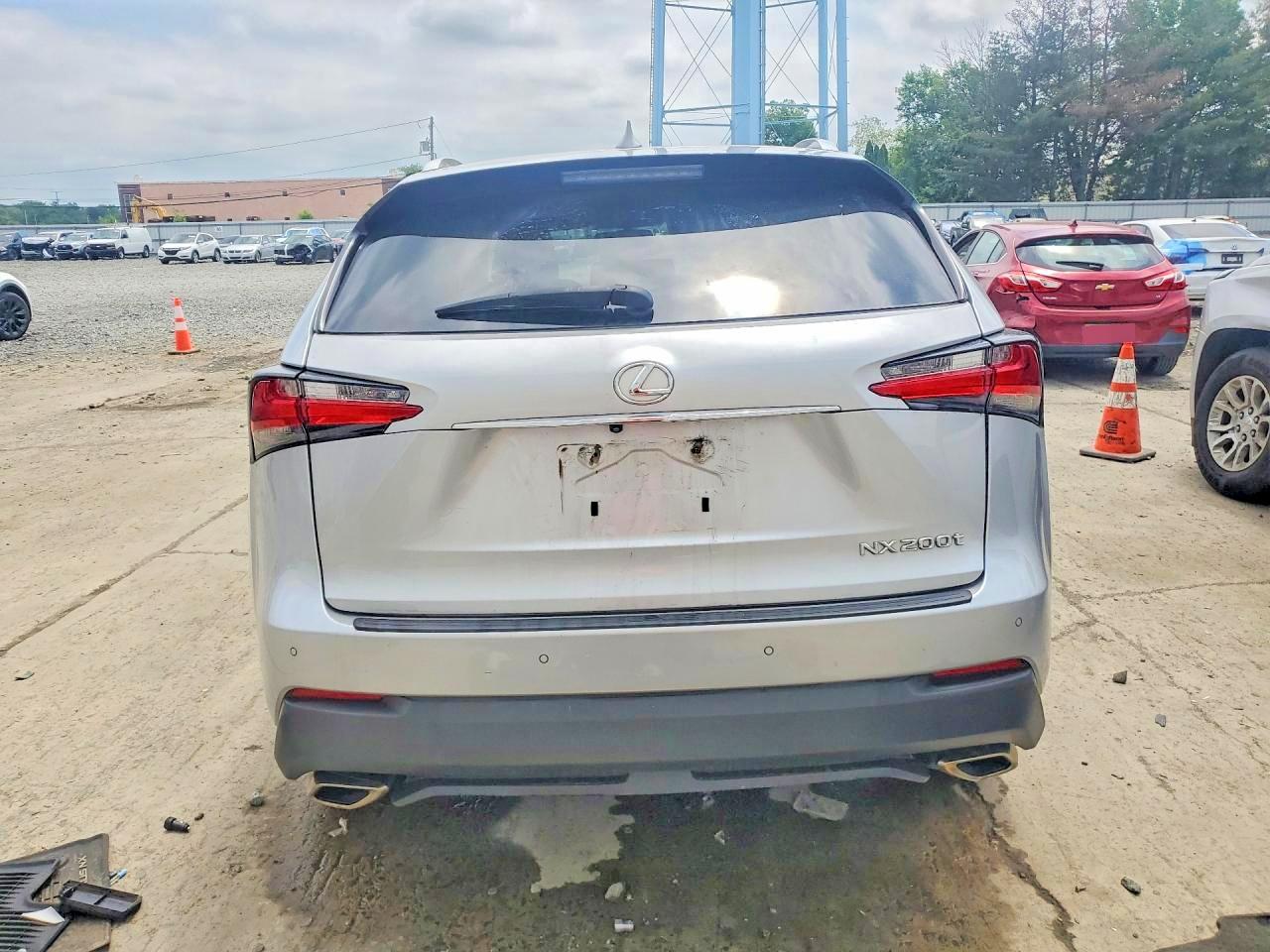2015 LEXUS NX 200t Luxury