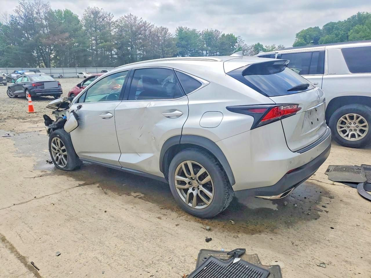 2015 LEXUS NX 200t Luxury