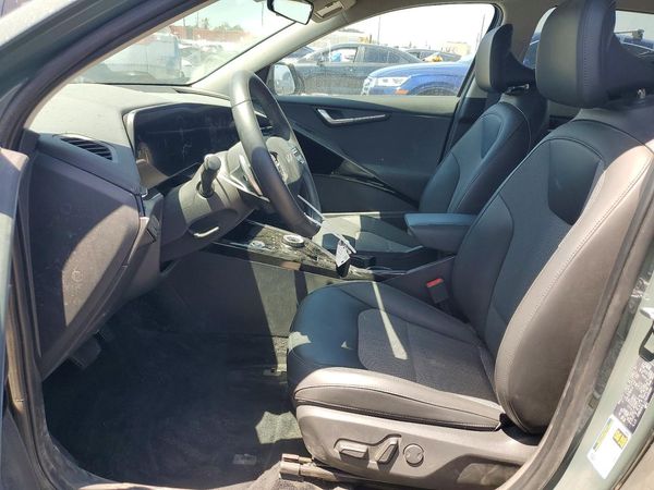 2025 KIA NIRO Wind